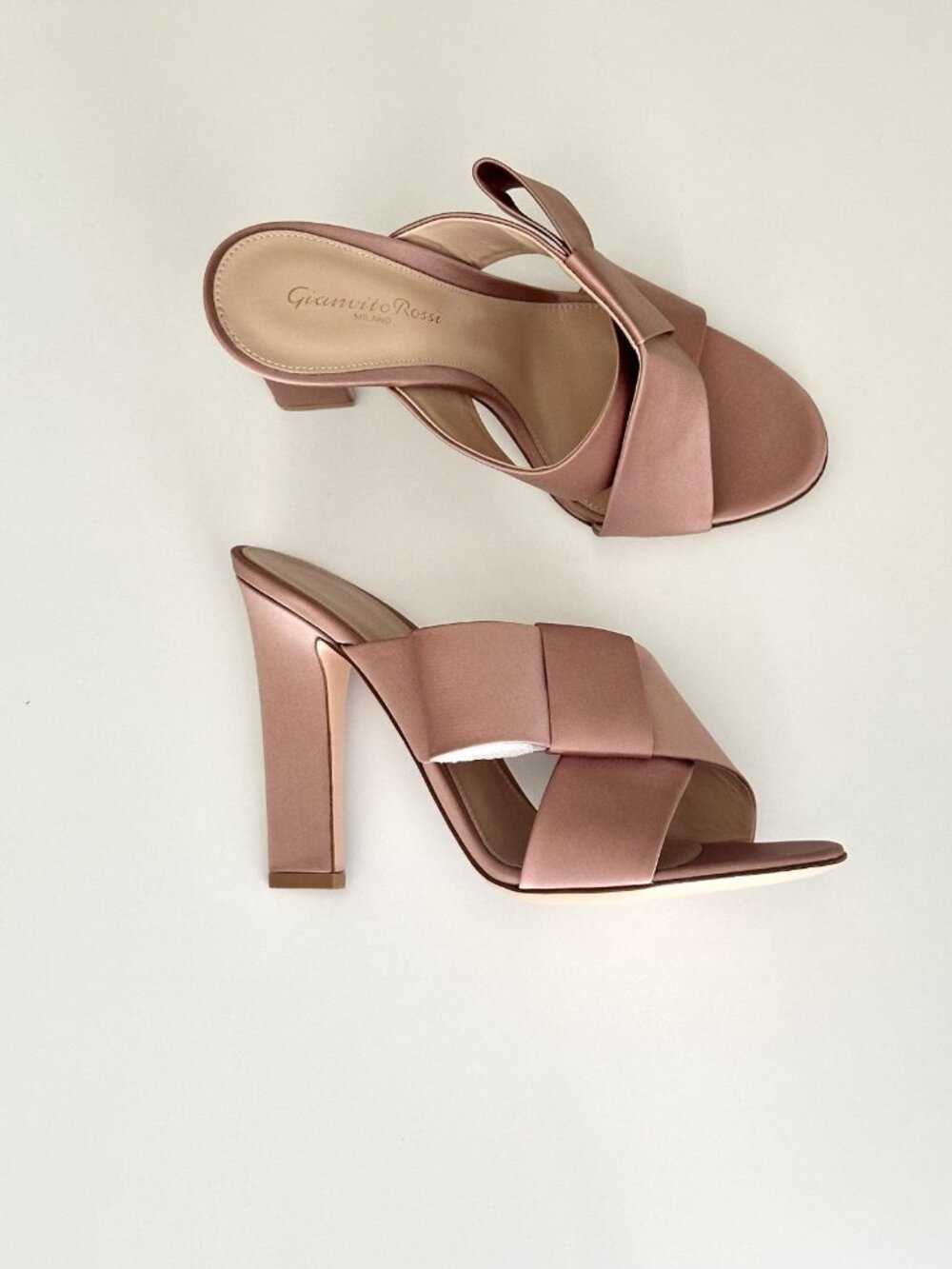 NEW GIANVITO ROSSI Dusty Pink Satin Bow Open Toe Mules Sandals Size 38